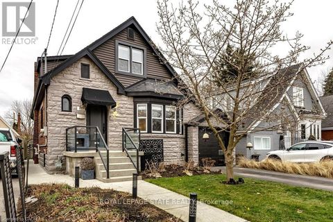 17 GARY AVENUE Hamilton (Ainslie Wood) ON L8S1Y2