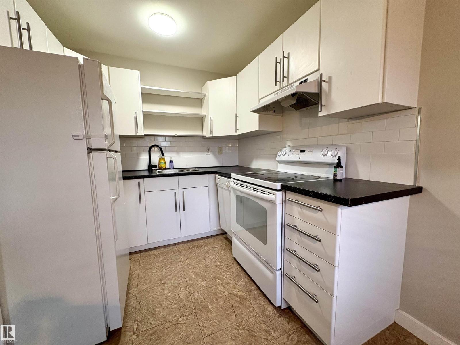 170 LONDONDERRY SQUARE SQ NW