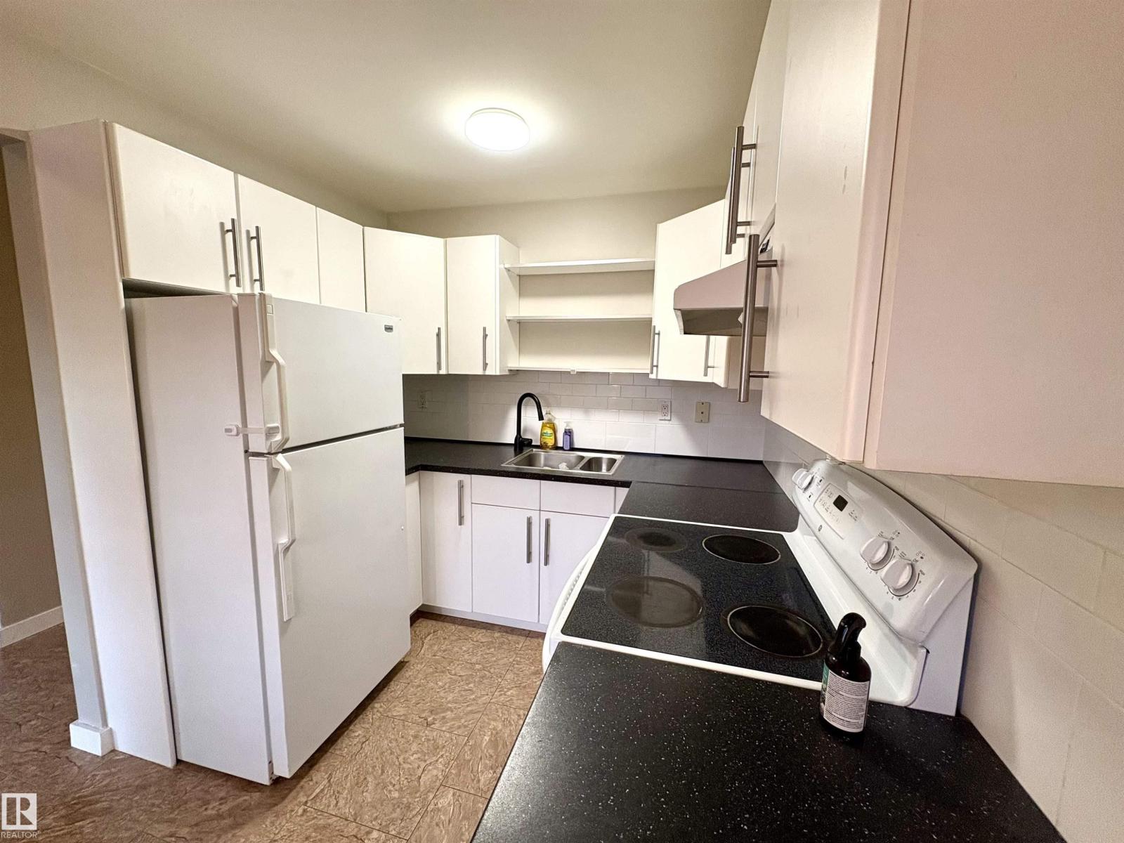 170 LONDONDERRY SQUARE SQ NW