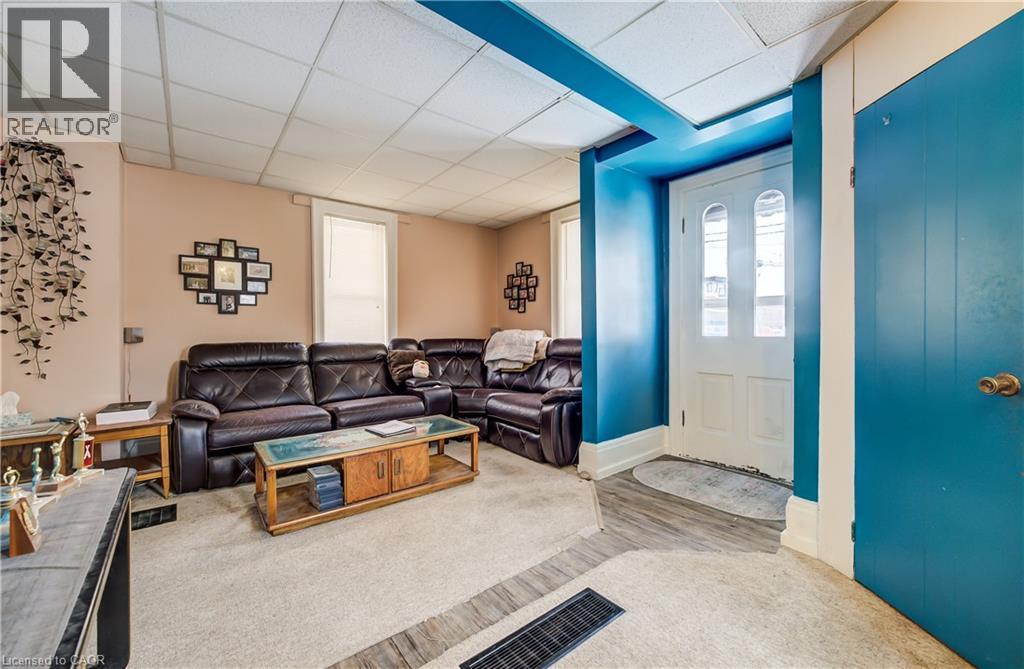 105 ST GEORGE Street