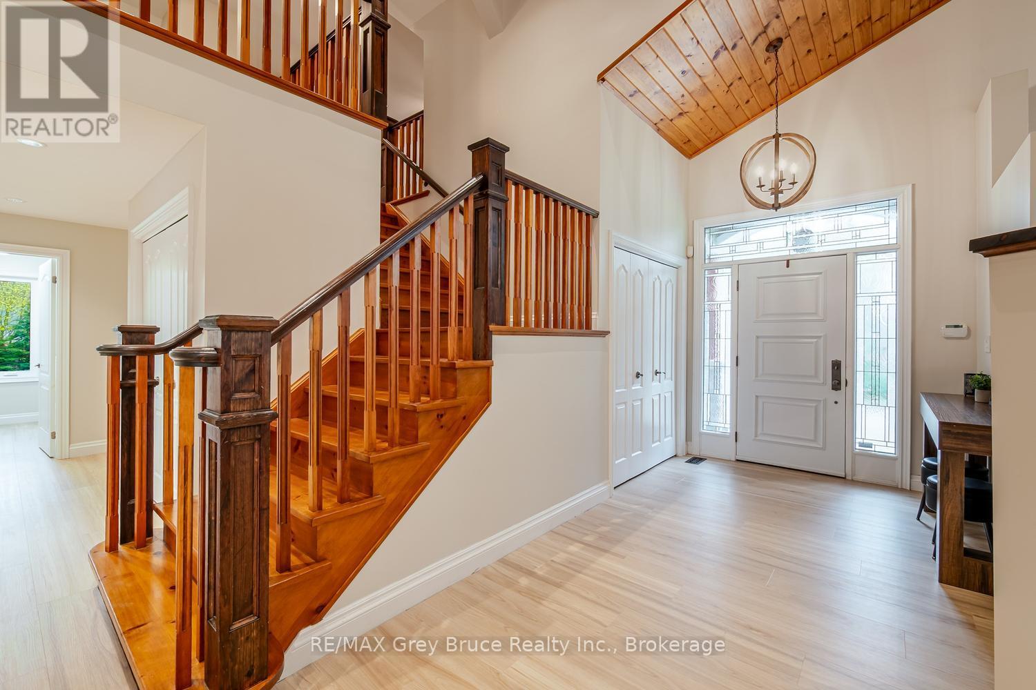 41 MARTIN DRIVE