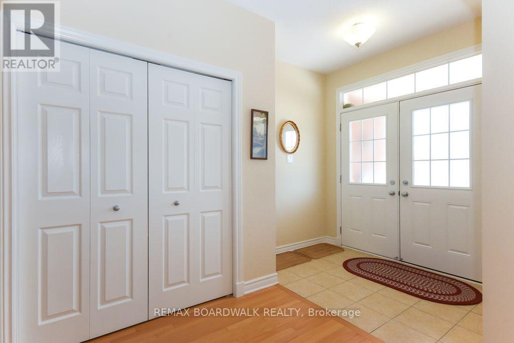 1861 MICKELBERRY CRESCENT