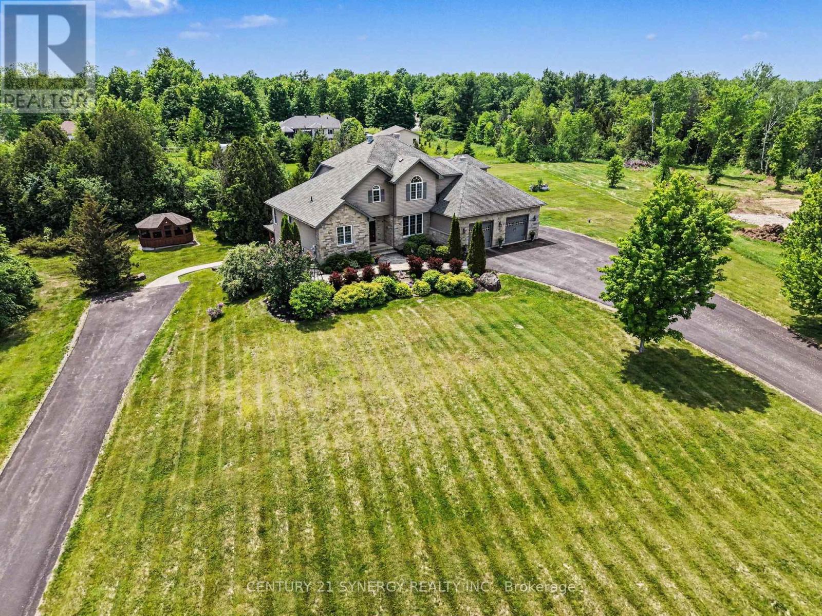 30 BASSWOOD CRESCENT