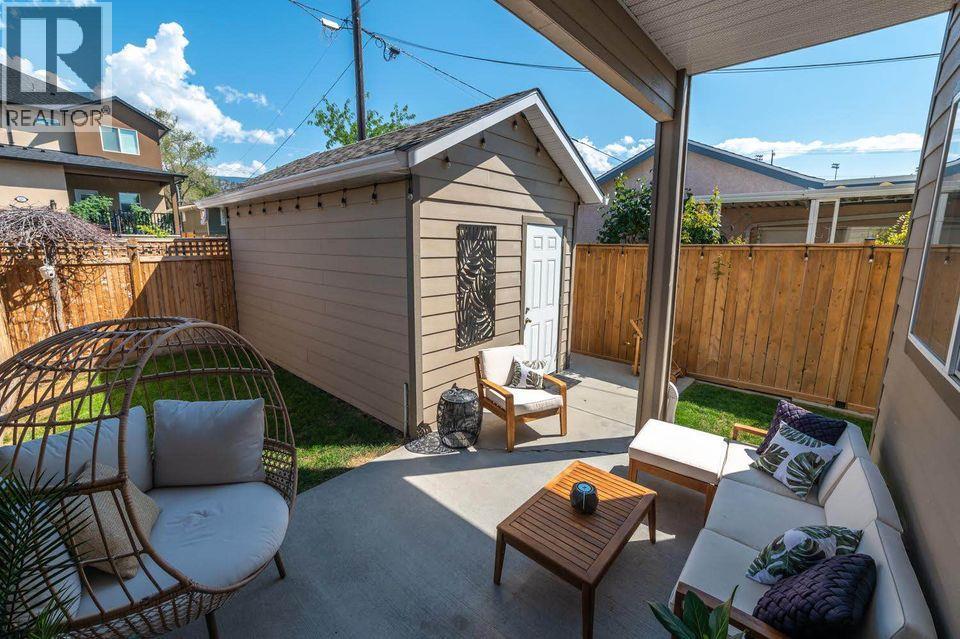 642 VAN HORNE Street Unit# 102