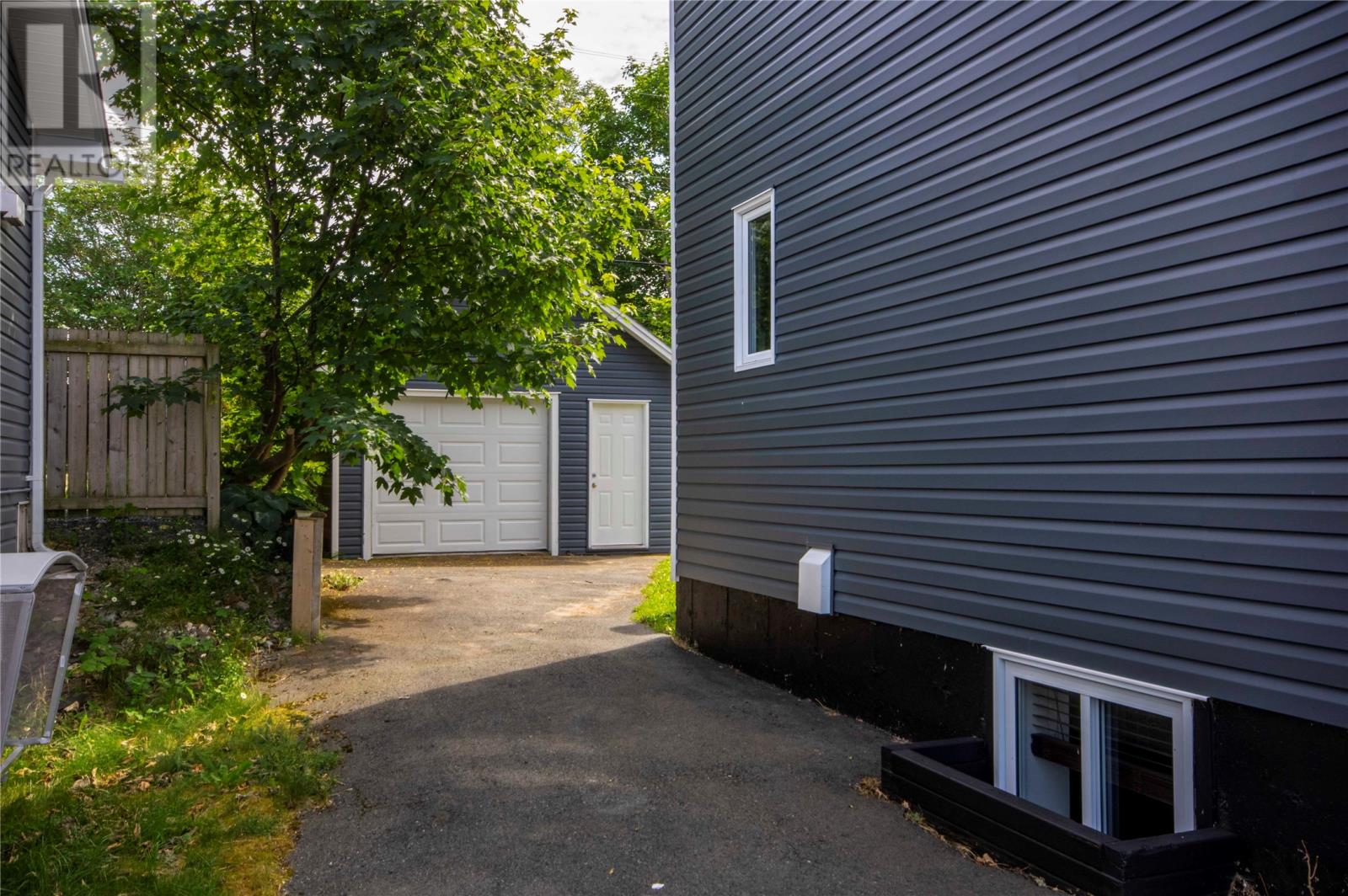 21 Boland Street