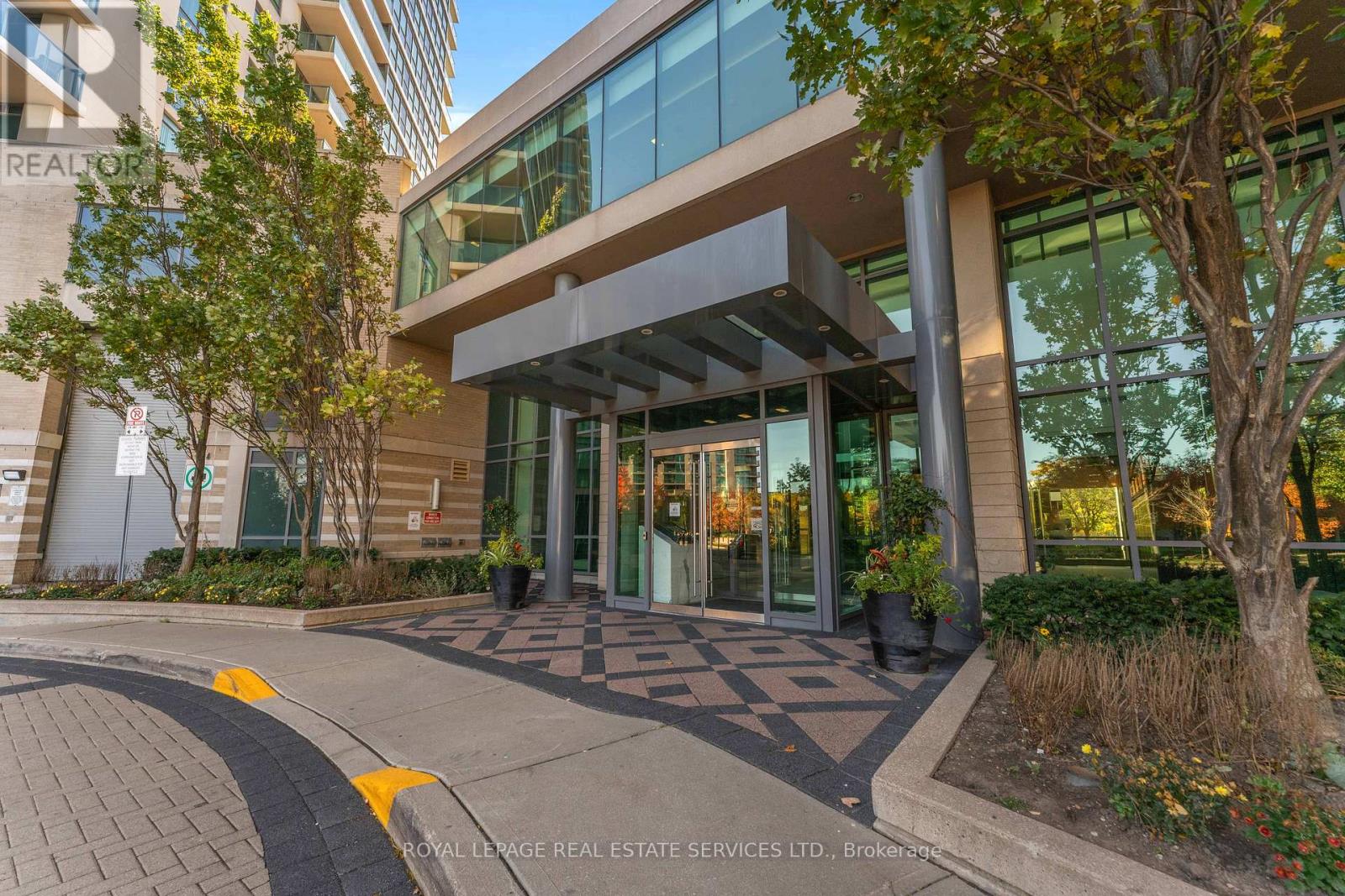 1103 - 225 SHERWAY GARDENS ROAD