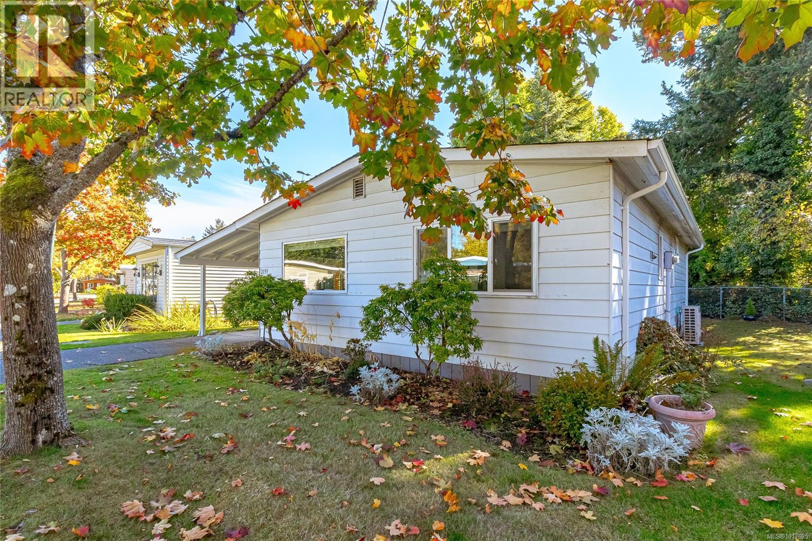 2135 Summergate Blvd