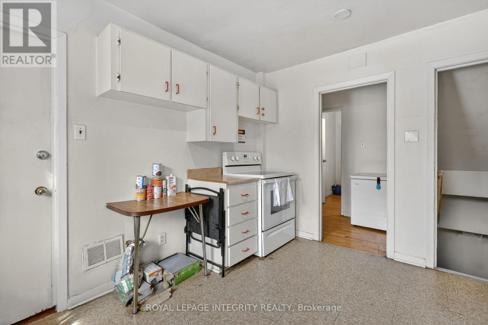 322-324 QUEEN MARY STREET