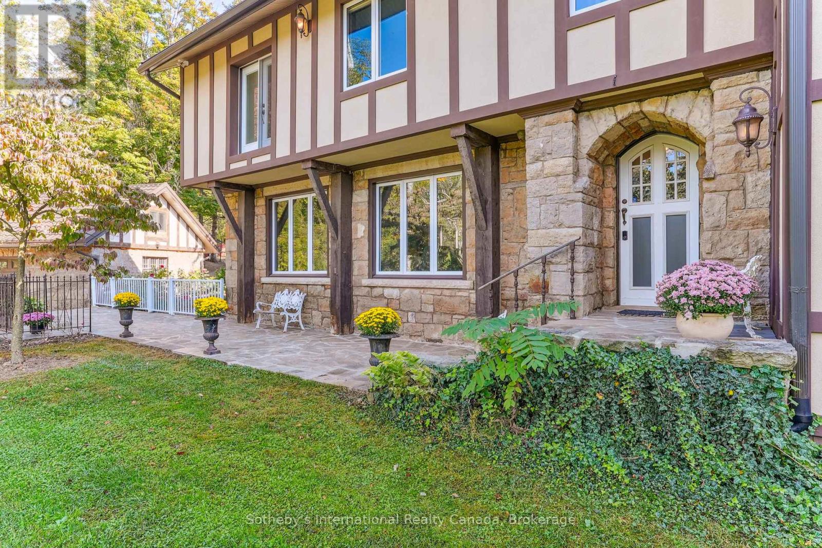 353 SULPHUR SPRINGS ROAD