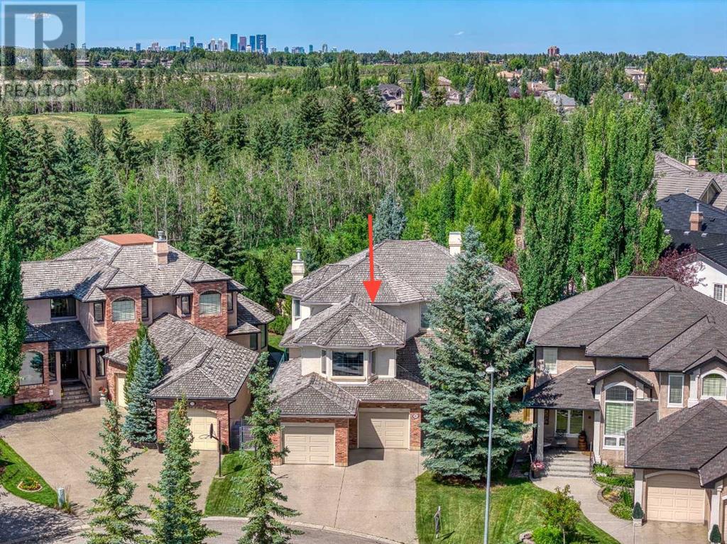 210 Evergreen Mews SW