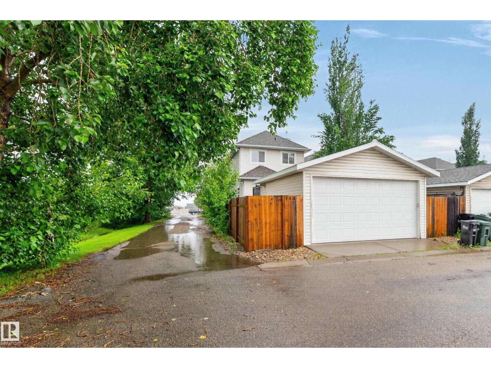 136 BOTHWELL PL