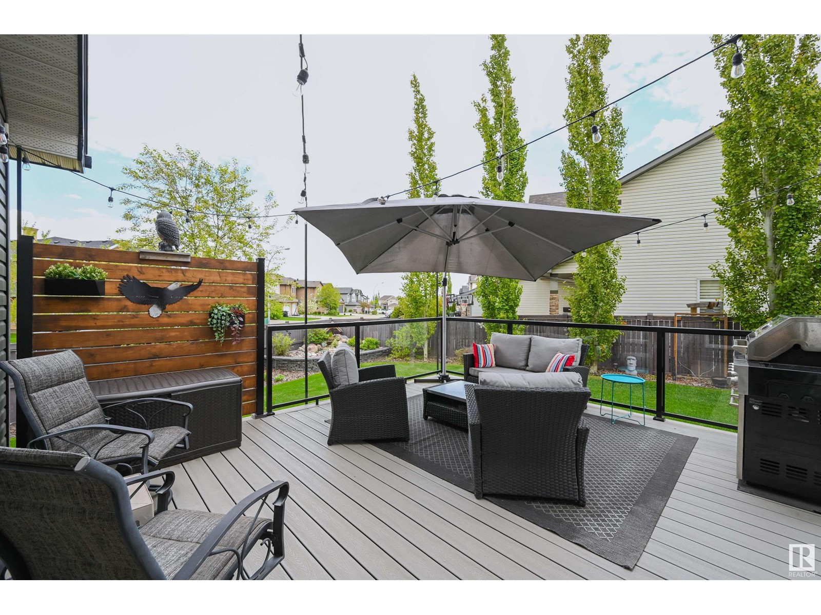 353 COWAN CR
