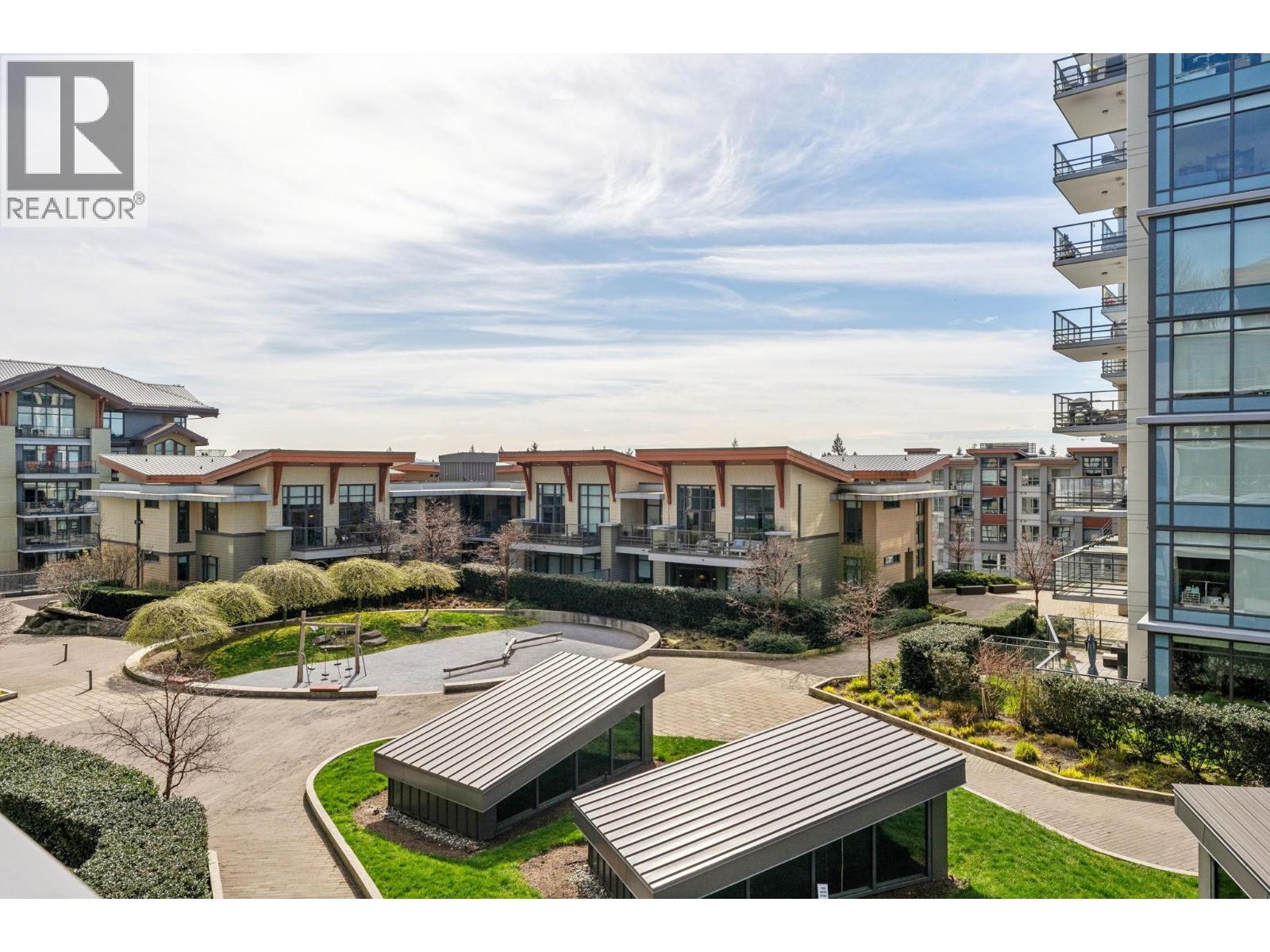 403 2780 VALLEY CENTRE AVENUE