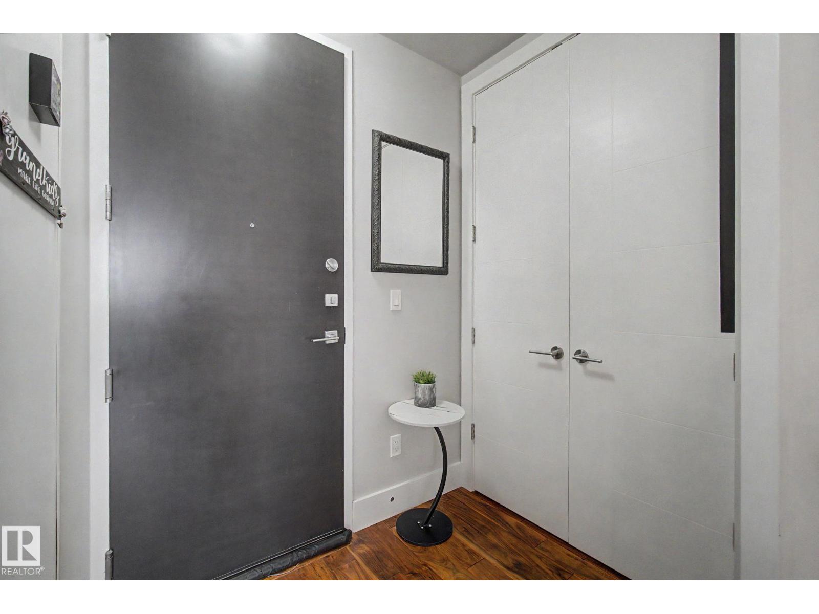 #810 200 BELLEROSE DR