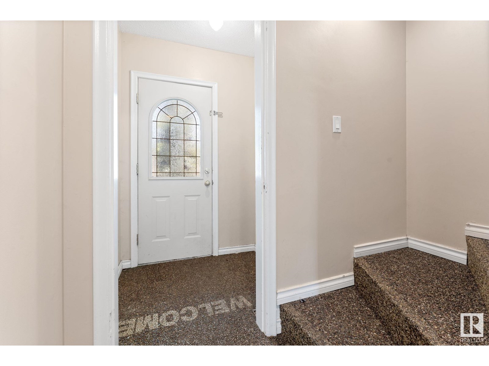 10907 62 AV NW