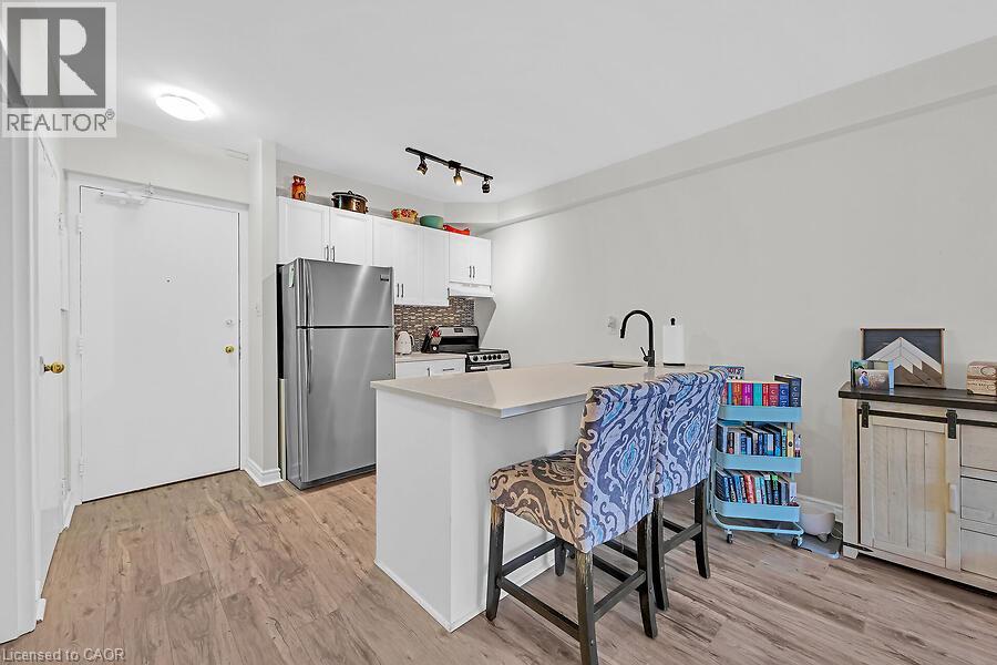 141 S CATHARINE Street S Unit# 102