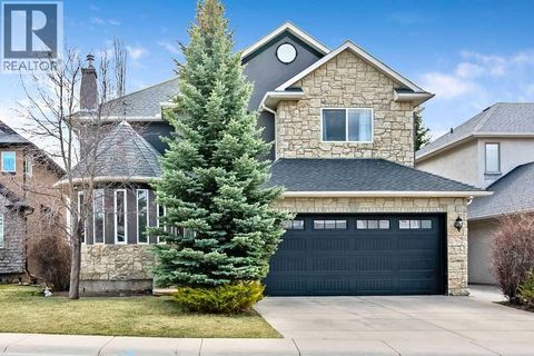12 Discovery Ridge Court SW Calgary AB T3H4P8