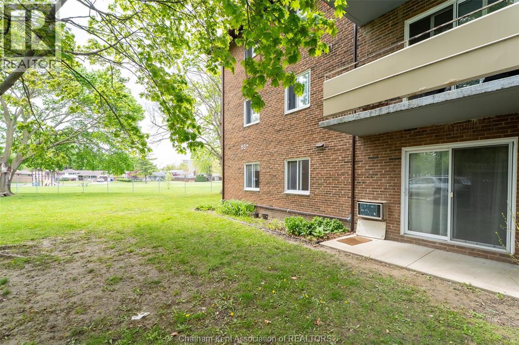 Photo 1 of 24 — 63 BALDOON STREET Unit# 106, Chatham, ON N7L1E2