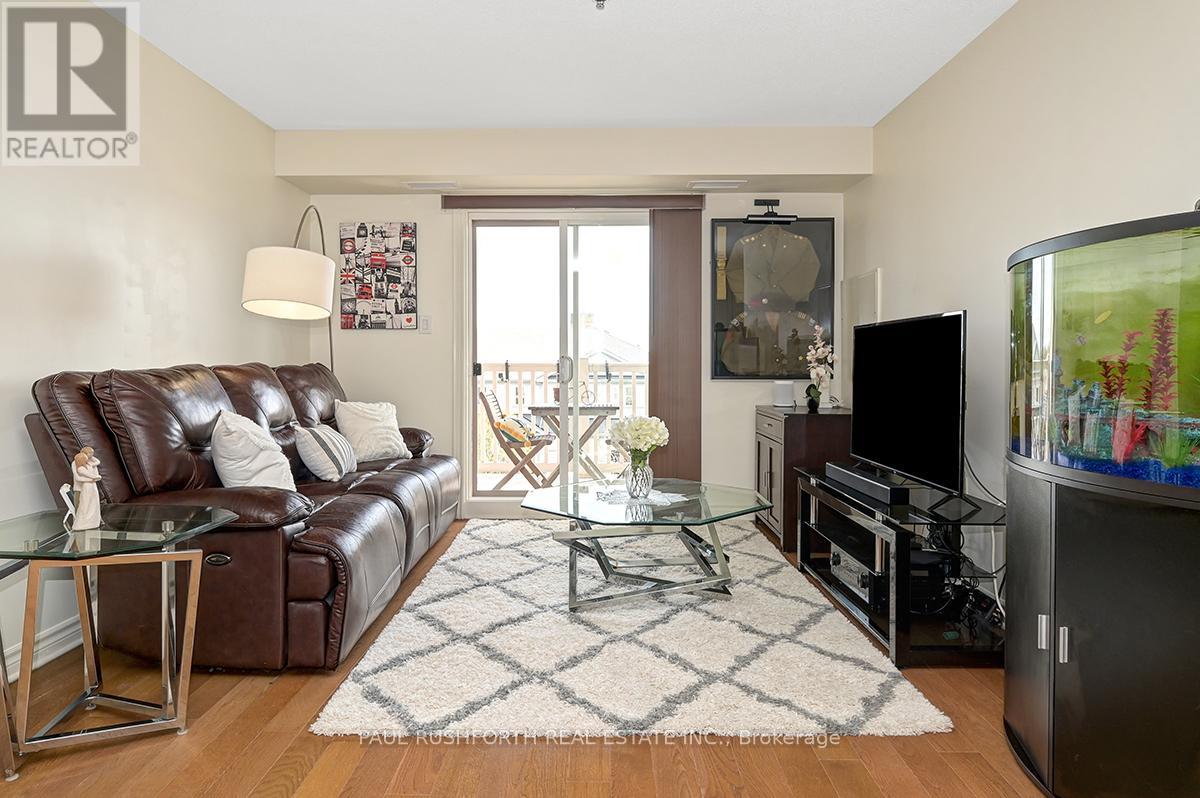 306 - 151 POTTS PRIVATE