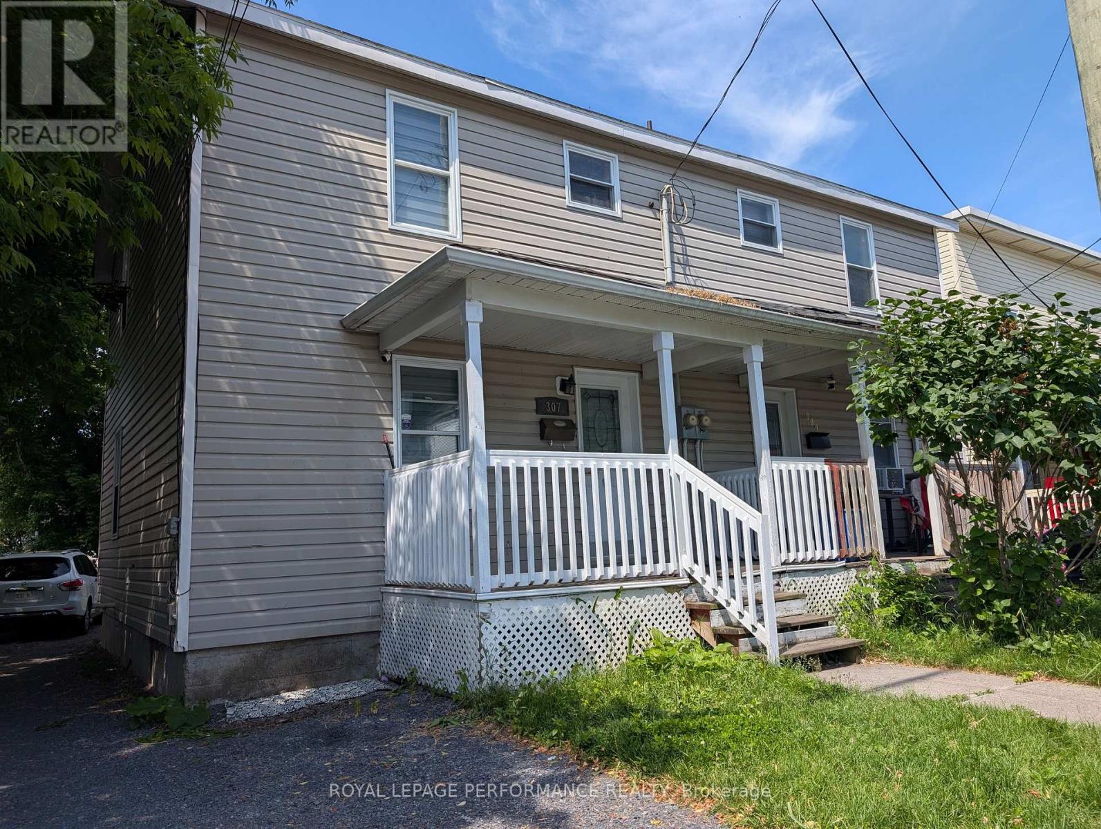 Photo 1 of 12 — 307-309 PRINCE ARTHURE STREET, Cornwall, ON K6H4P1