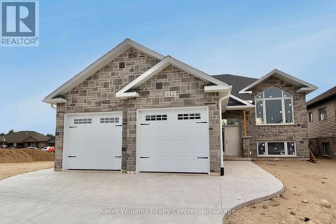 612 26TH AVENUE Hanover ON N4N3B8
