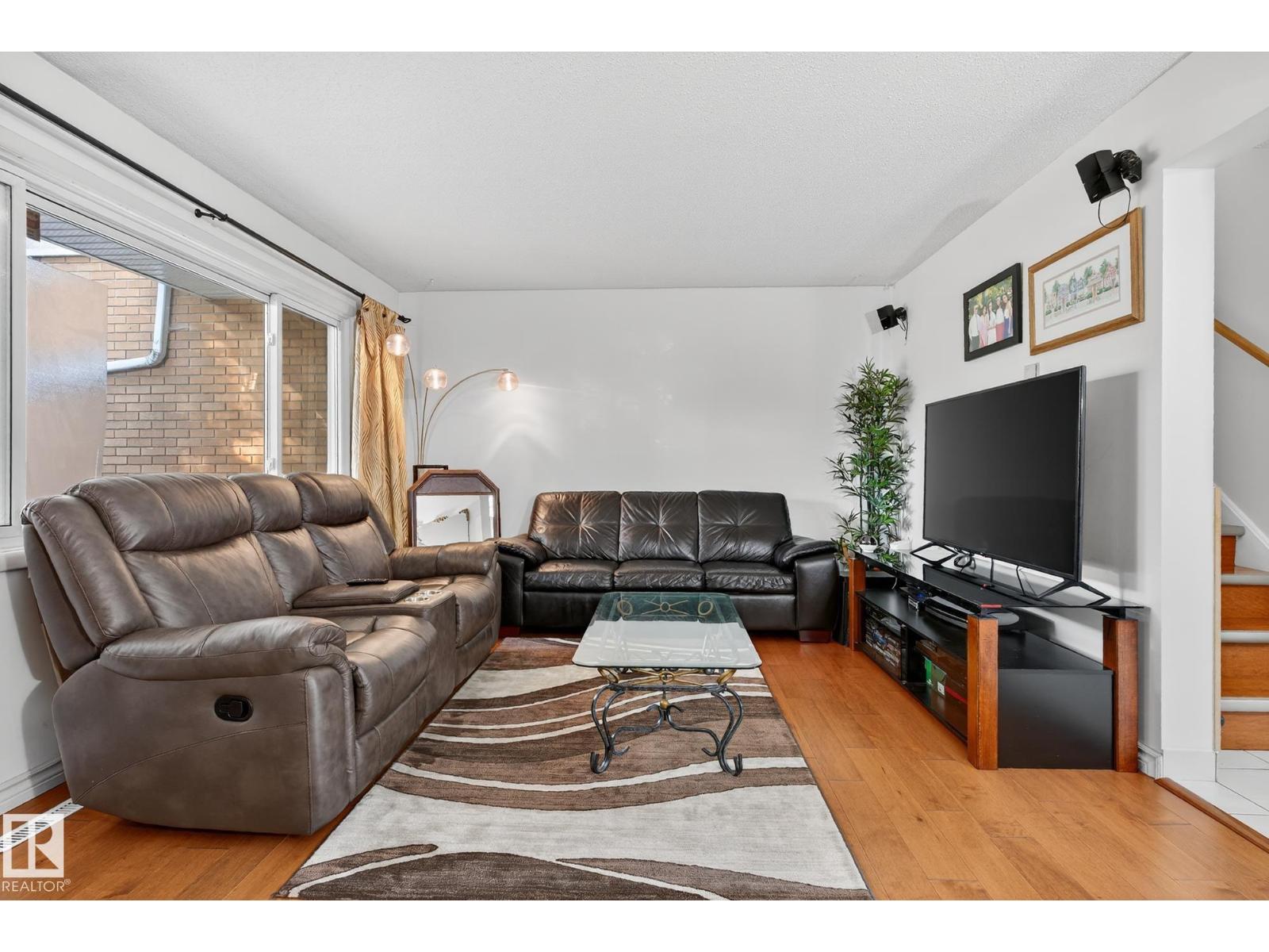 5741 144 AV NW