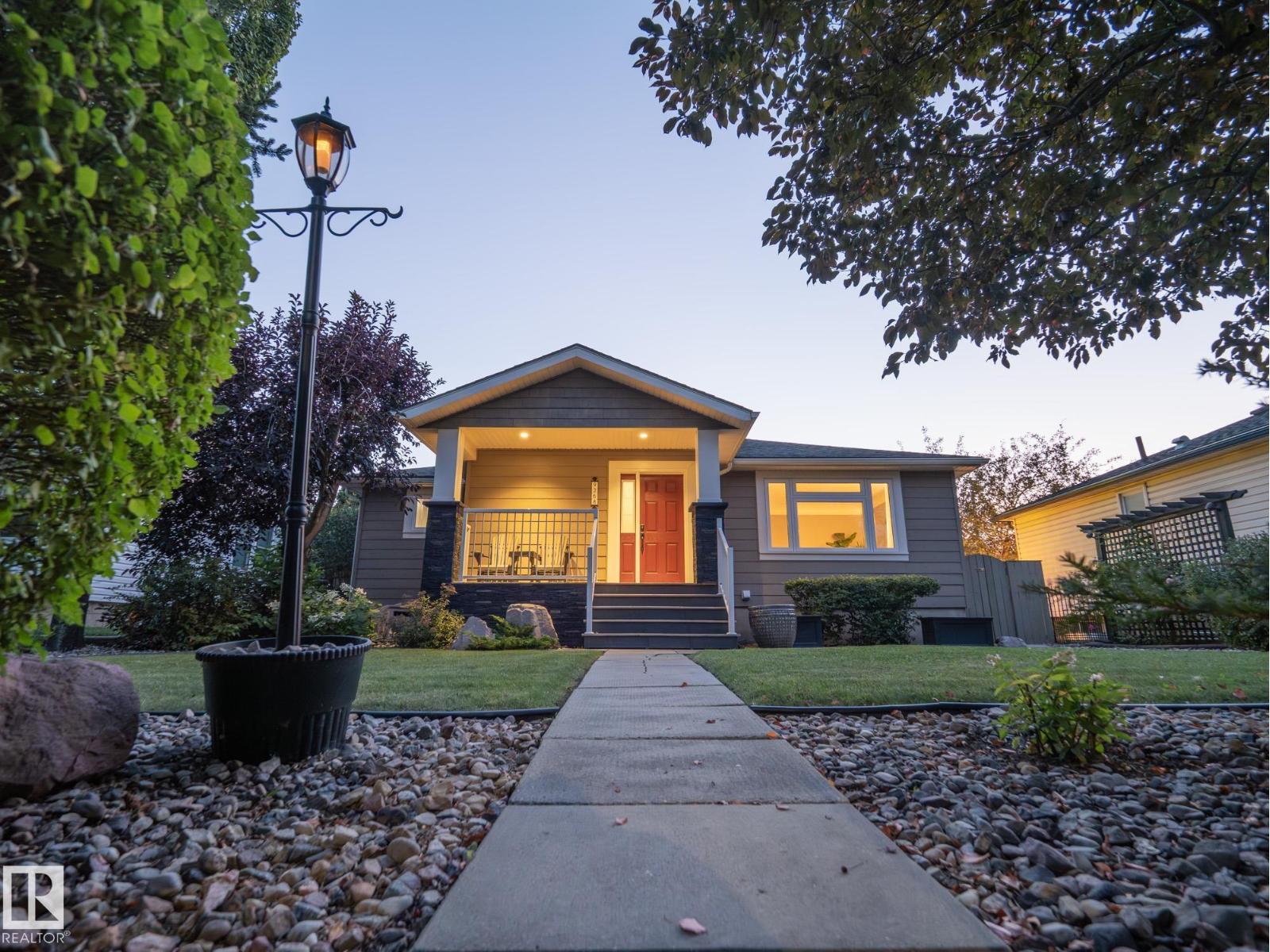 9268 77 ST NW