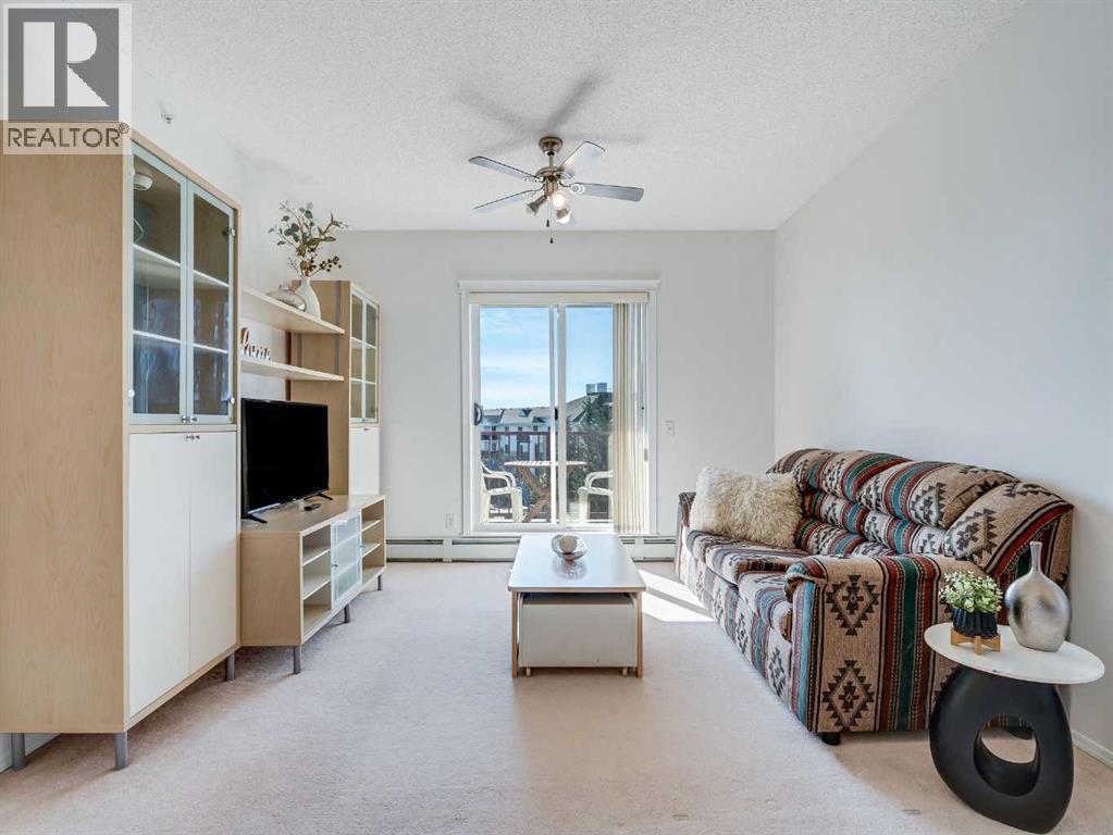 410, 8 County Village Bay NE
