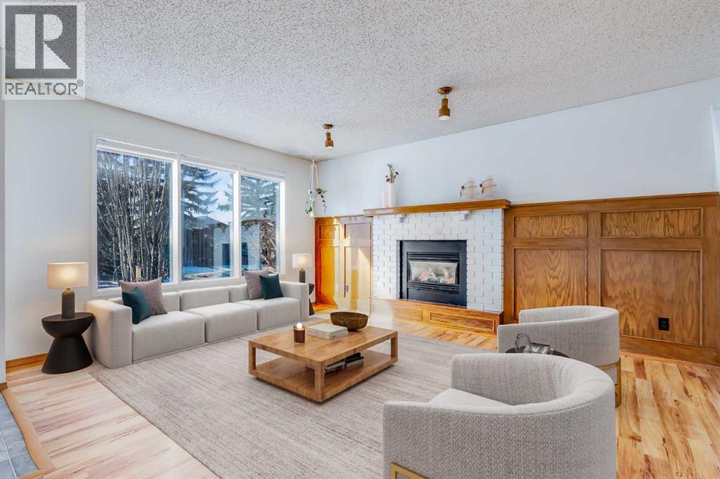 21 Mountain Circle SE