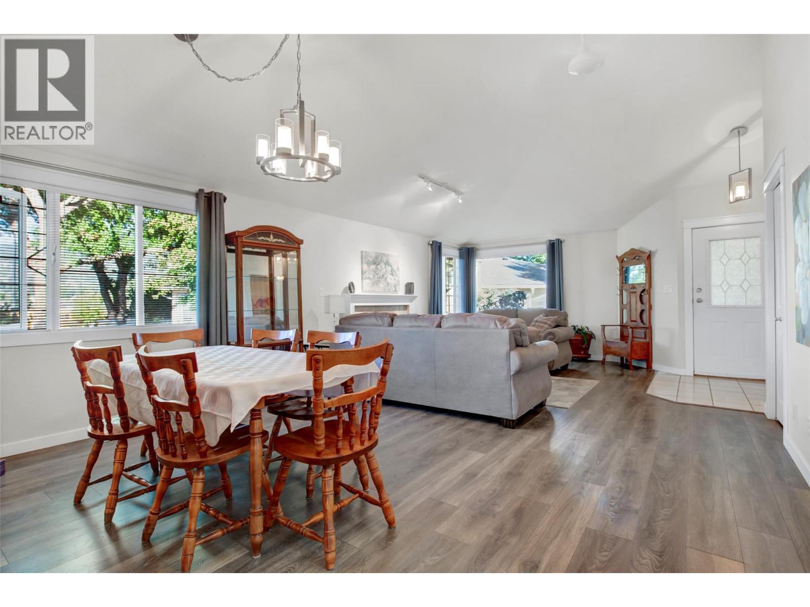 1400 14 Avenue Unit# 73