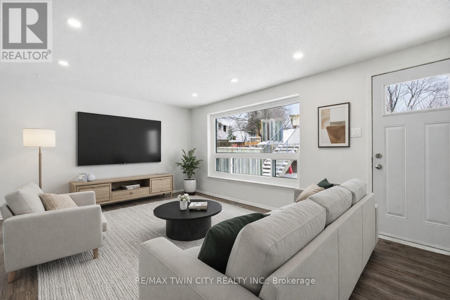 9 - 280 THALER AVENUE