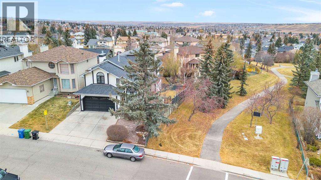 103 Sandringham Way NW