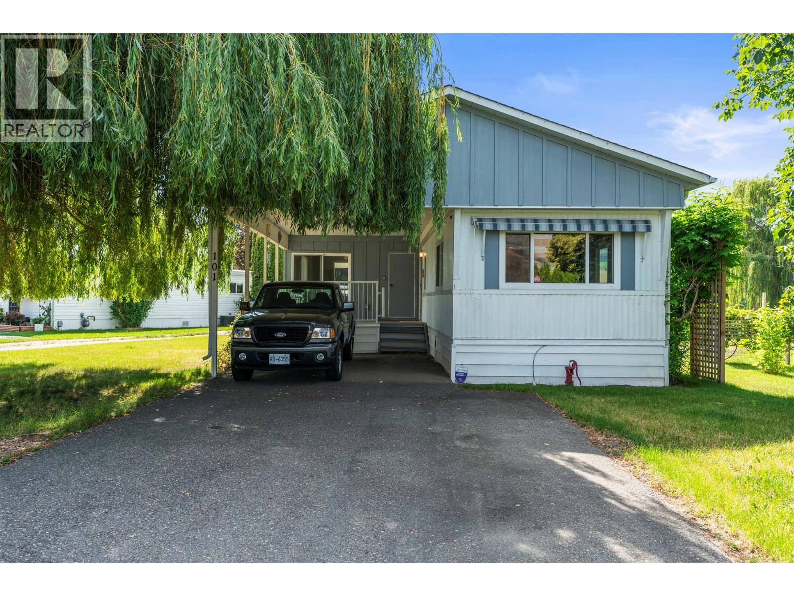 2727 Lakeshore Road Unit# 101