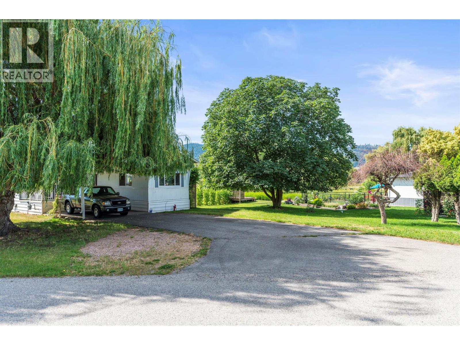 2727 Lakeshore Road Unit# 101