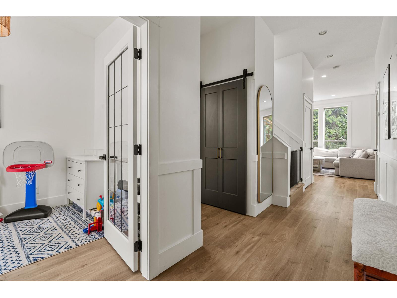 2 46248 KERMODE CRESCENT|Promontory