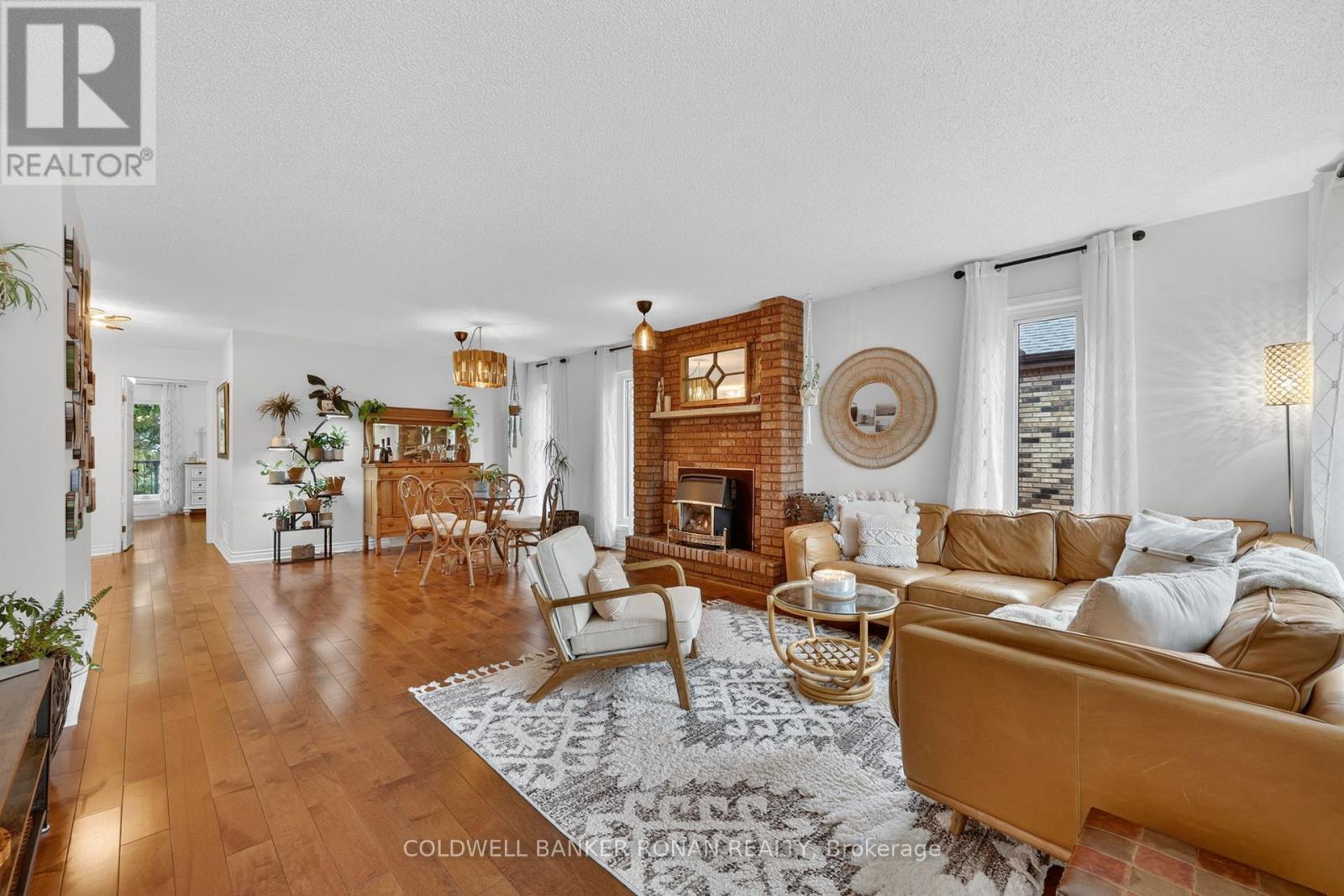 16 GREEN BRIAR ROAD