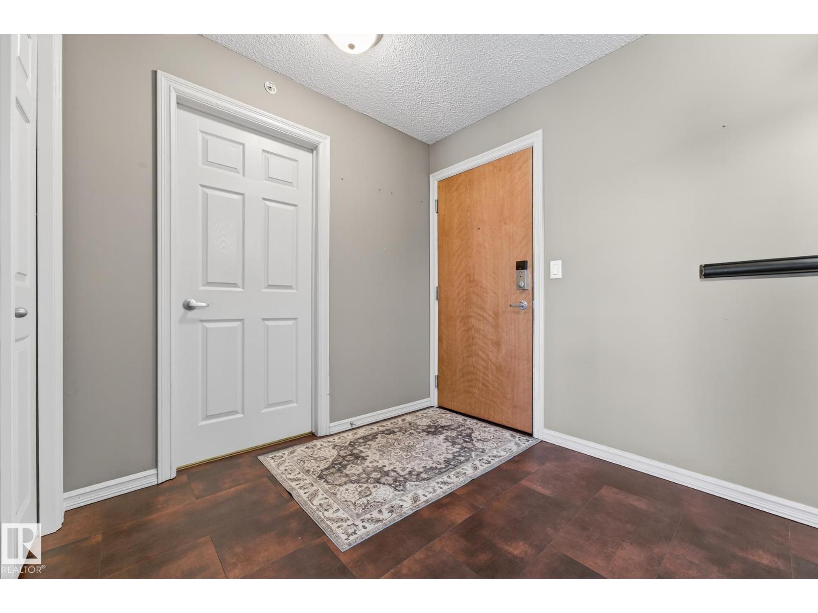 #414 13710 150 AV NW