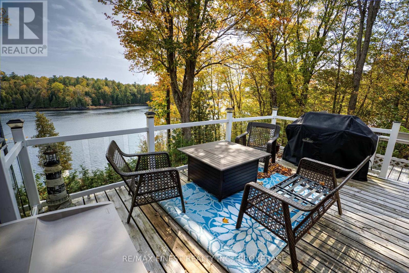 1126 FISHERMAN COVE