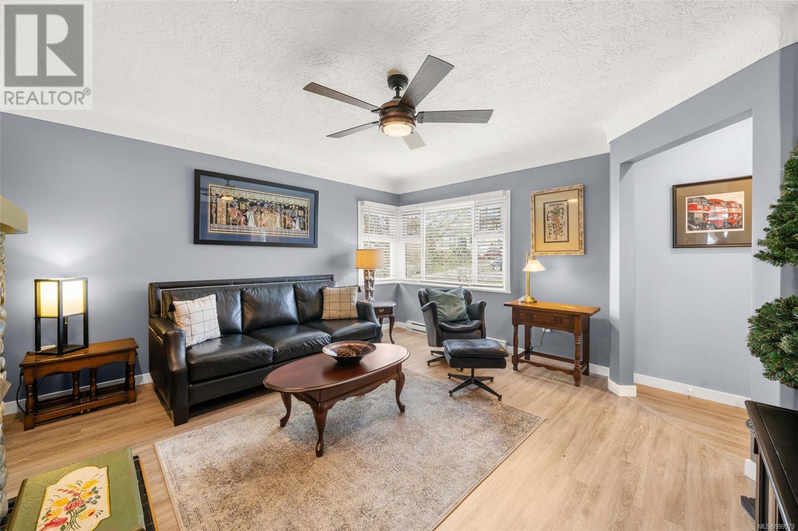 71 Cadillac Ave