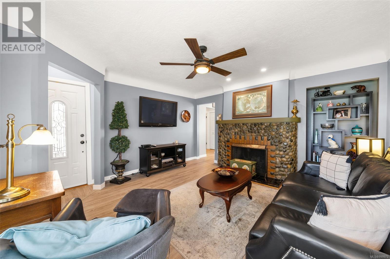 71 Cadillac Ave
