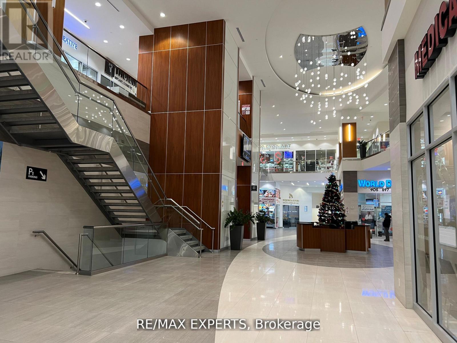 135 - 7163 YONGE STREET