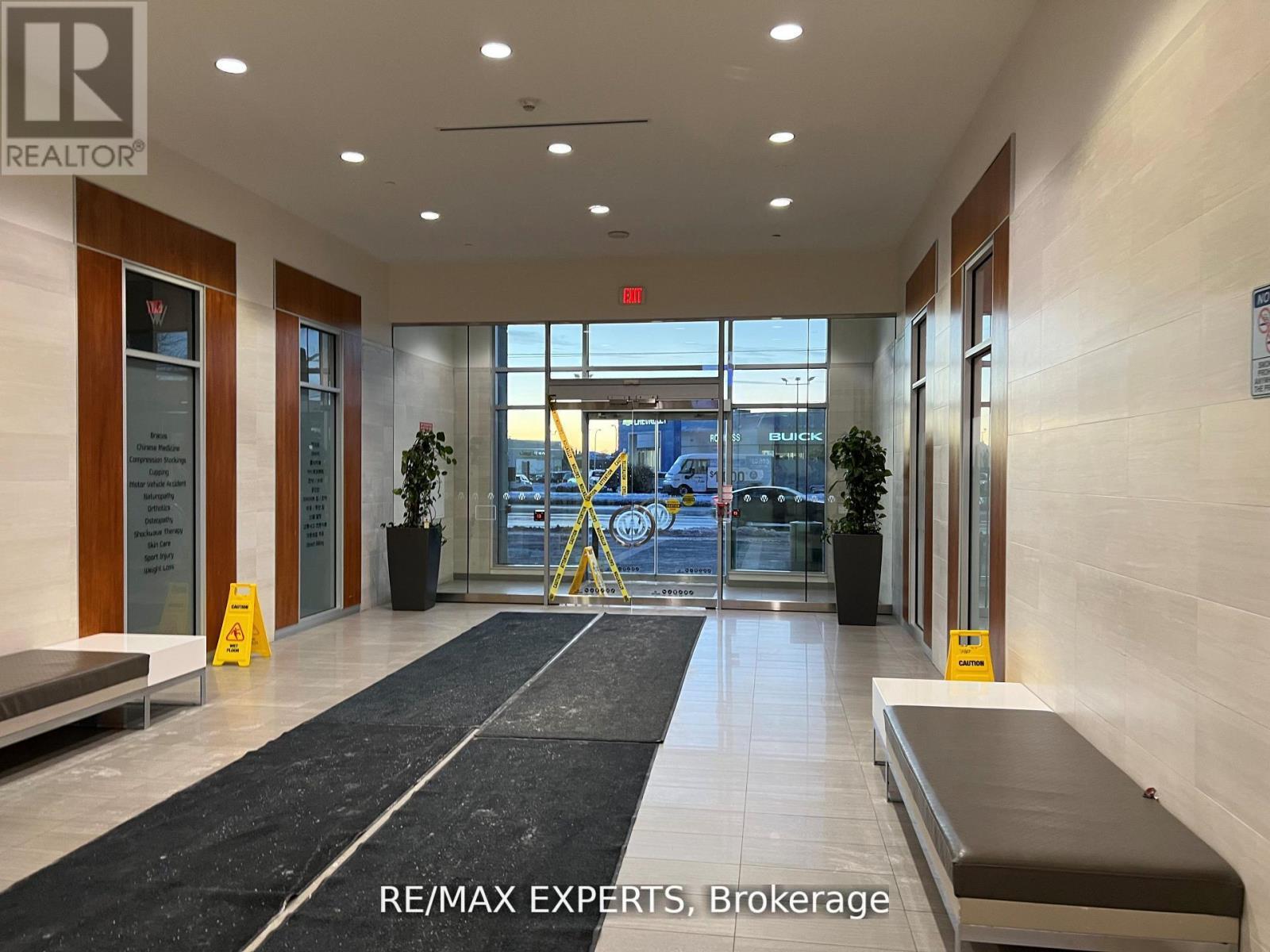 135 - 7163 YONGE STREET