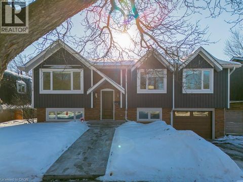 704 FRANCIS Road Burlington ON L7T3X7