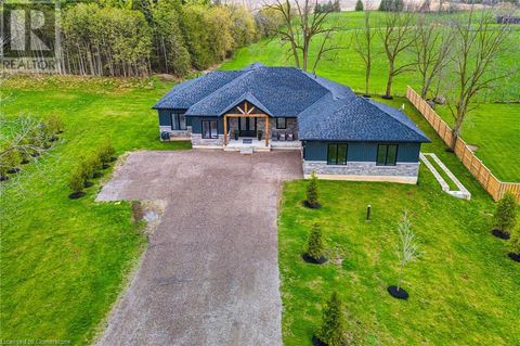 1266 COLBORNE Street W Brantford ON N3T0M6