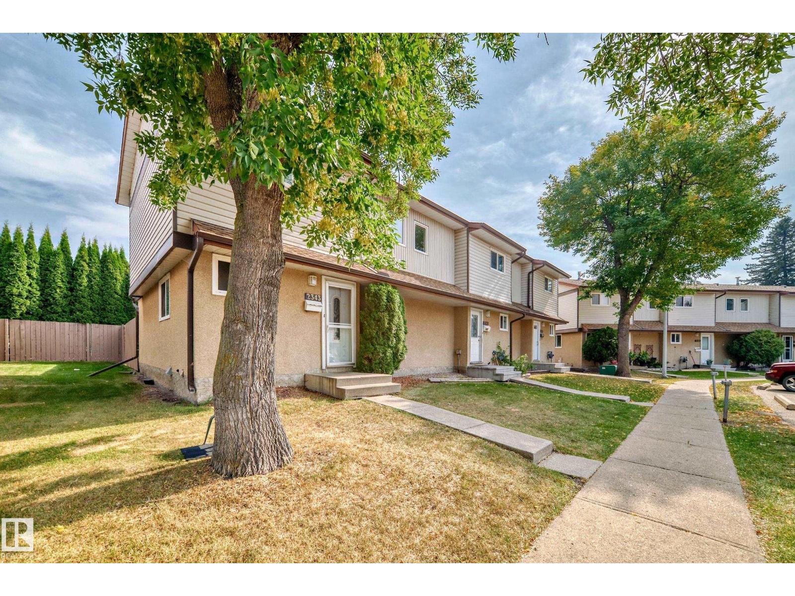 2343 139 AV NW