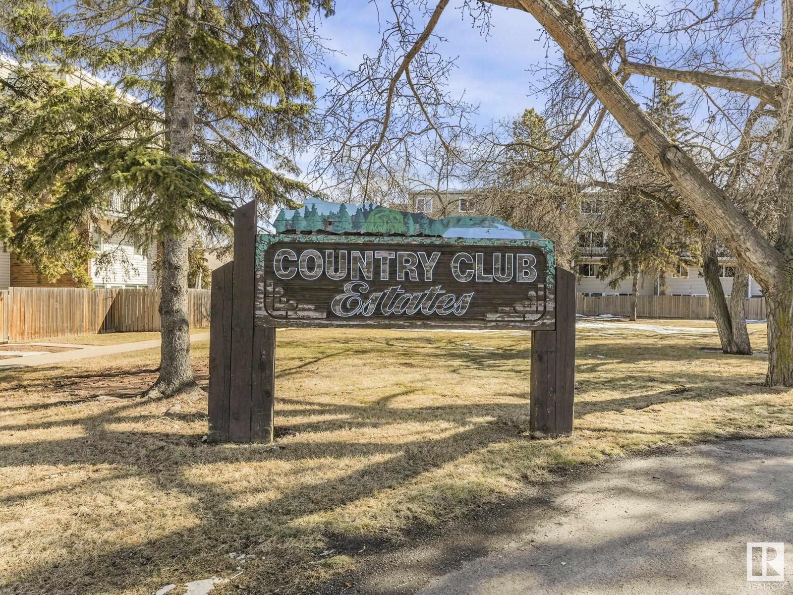 #211 7805 159 ST NW