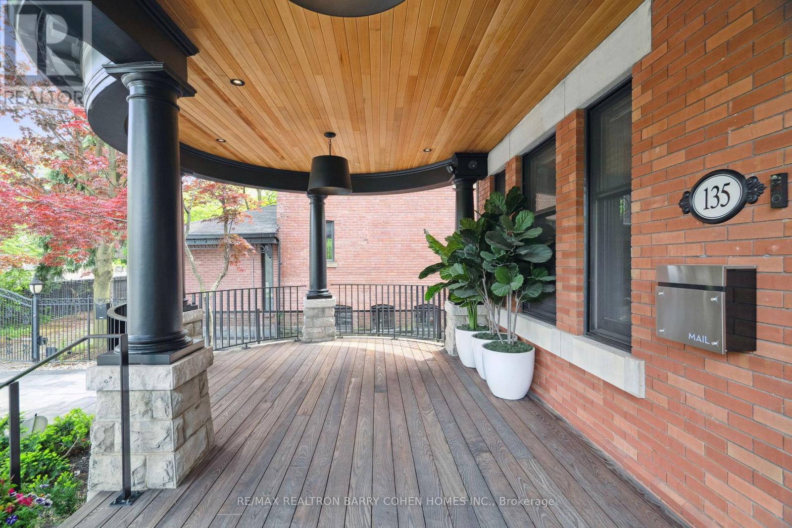 135 CRESCENT ROAD