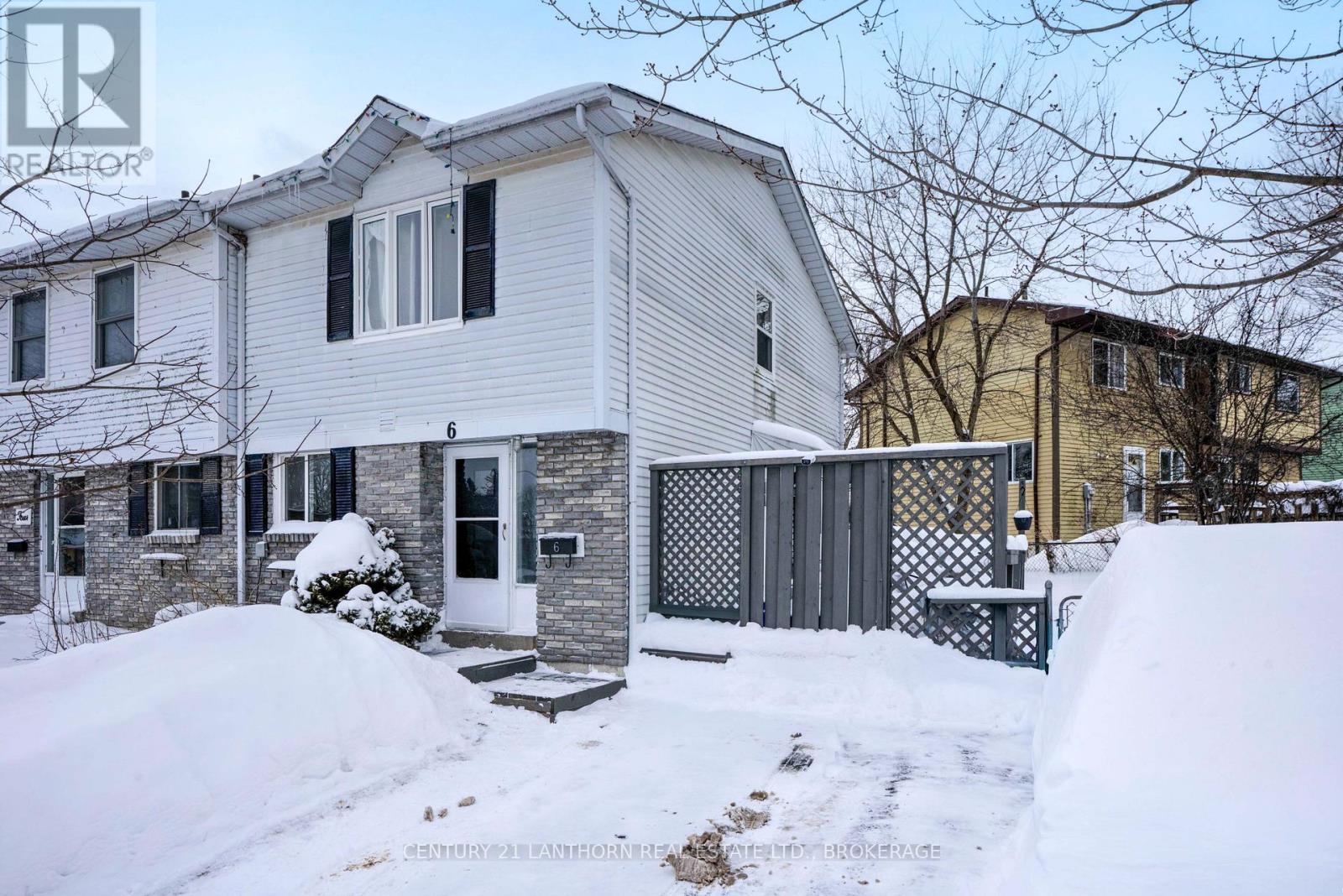 6 WOODSTONE CRESCENT