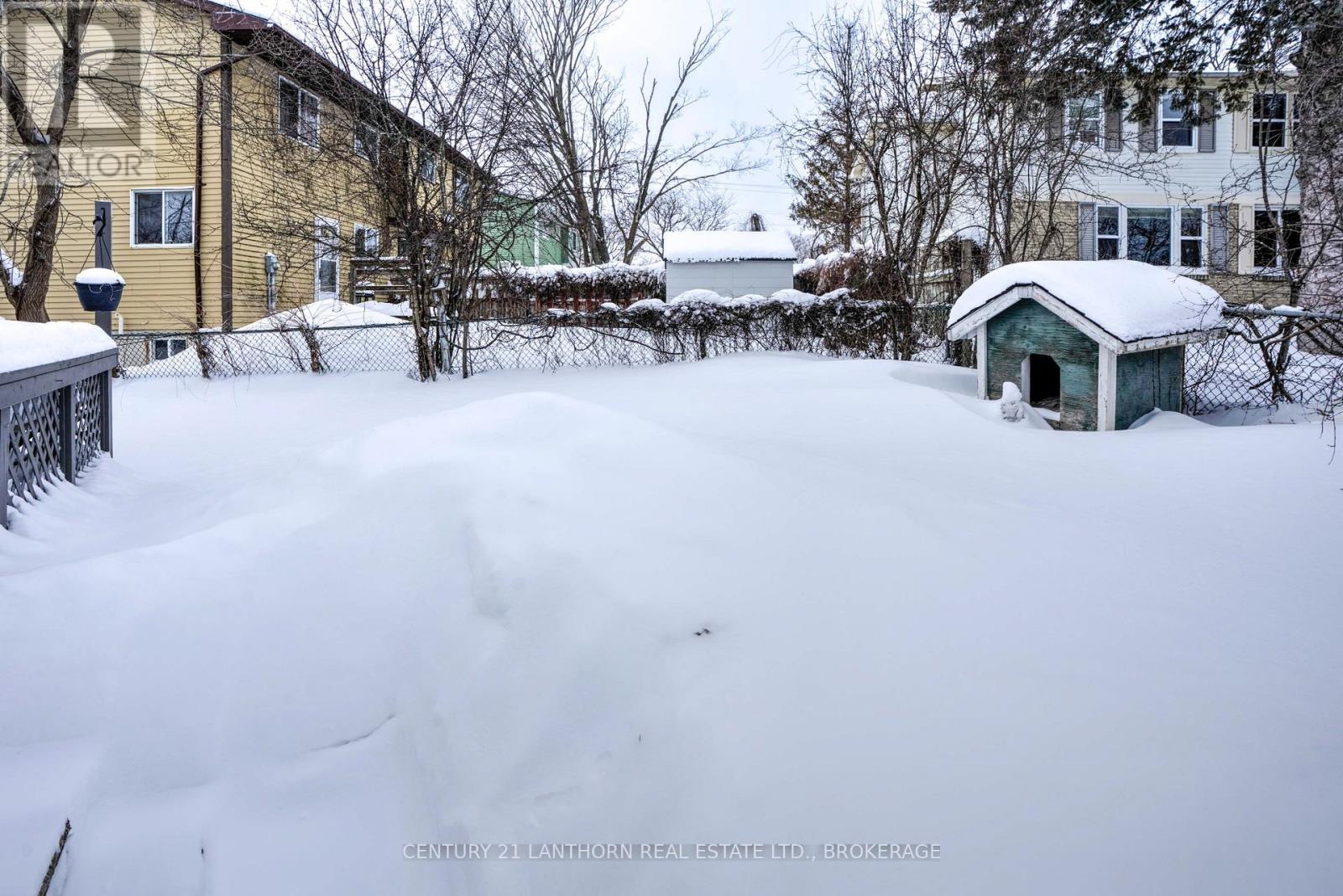 6 WOODSTONE CRESCENT