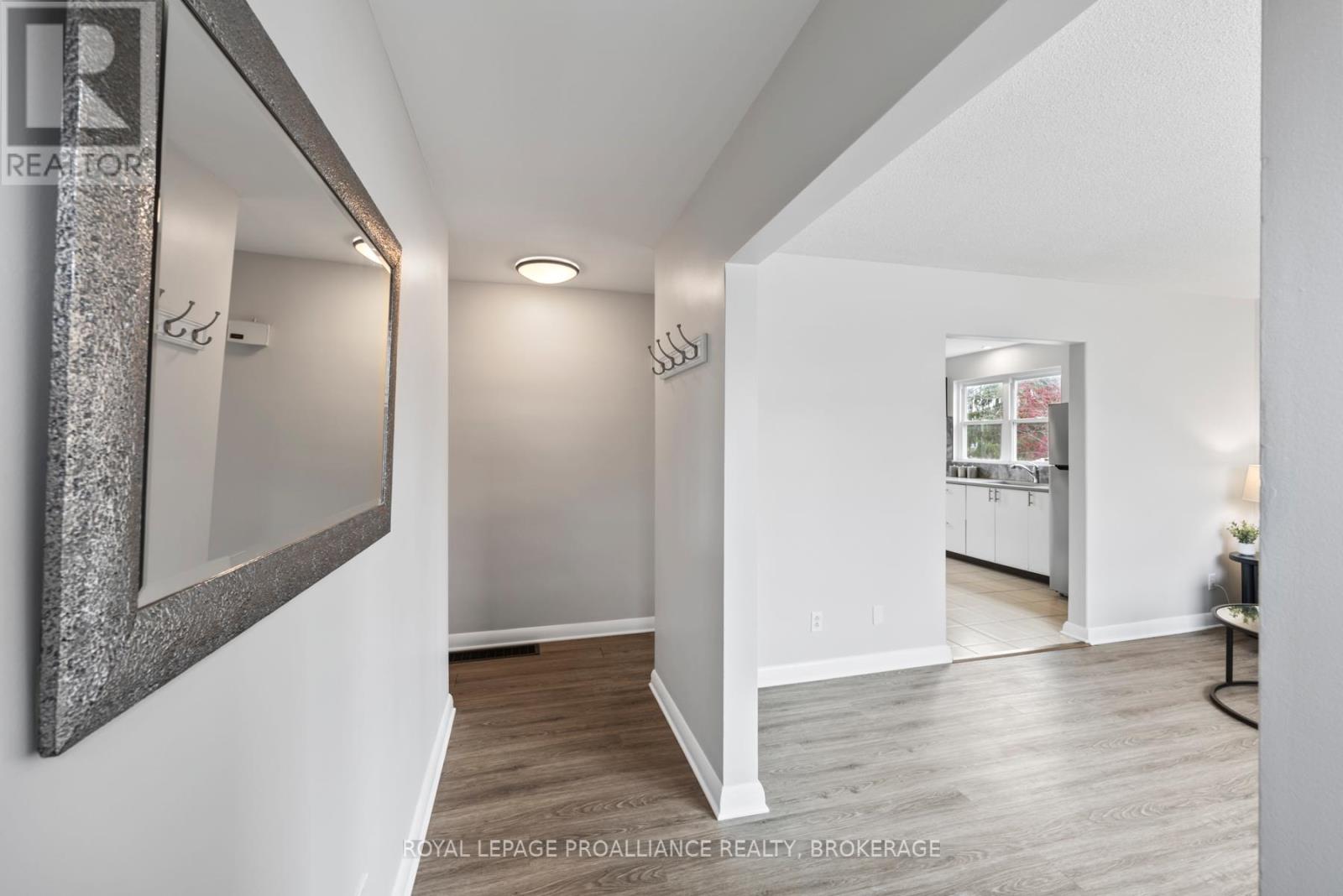 297 KINGSCOURT AVENUE